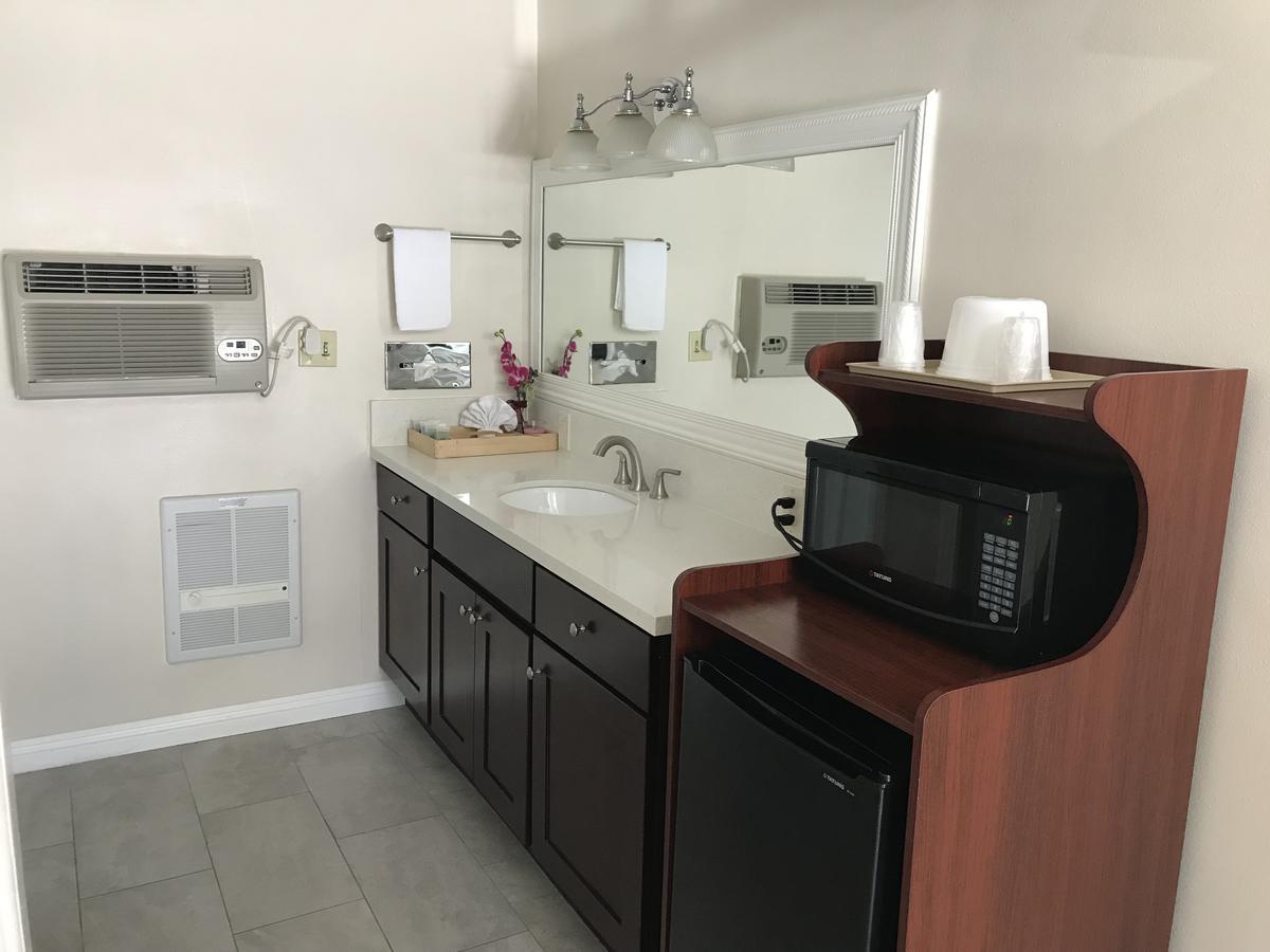 Akua Motor Hotel Anaheim Eksteriør billede