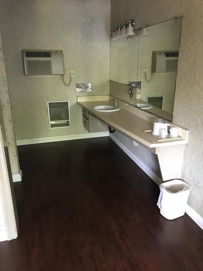 Akua Motor Hotel Anaheim Eksteriør billede